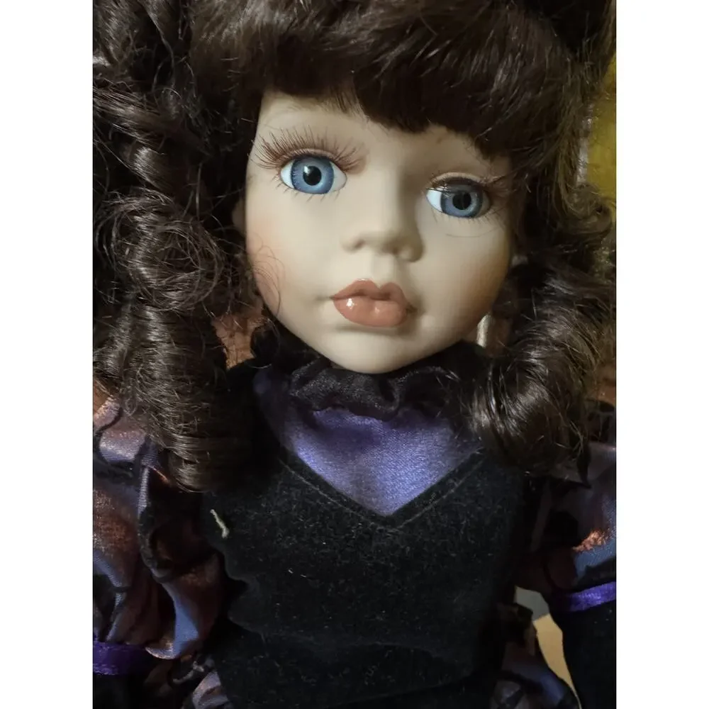 Dan Dee Collectors Choice Porcelain Doll Purple Black Victorian Limited Edition‎